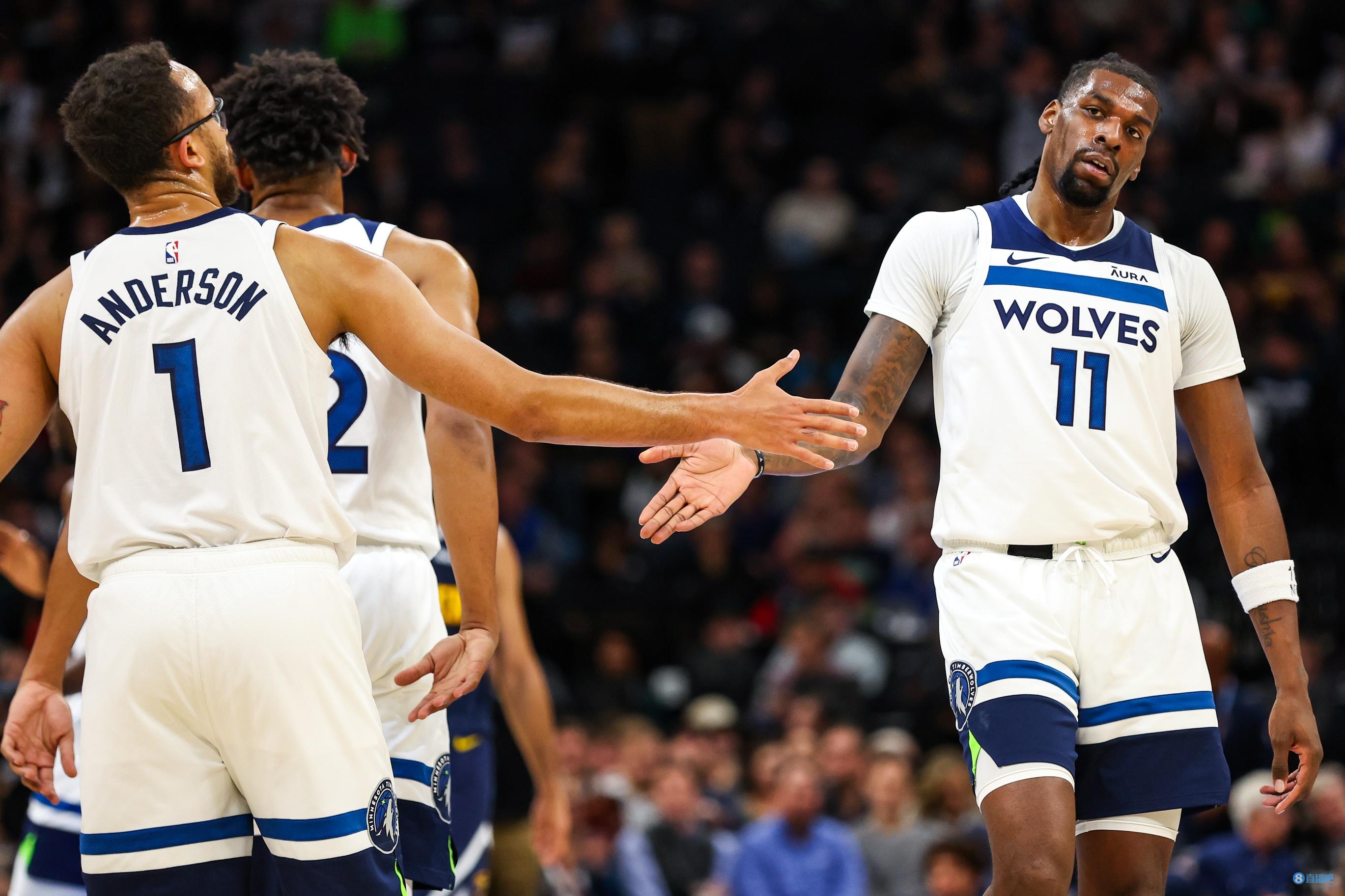 森林狼队新球衣亮相,球队形象焕然一新的简单介绍 森林狼队新球衣亮相,球队形象焕然一新的简单介绍