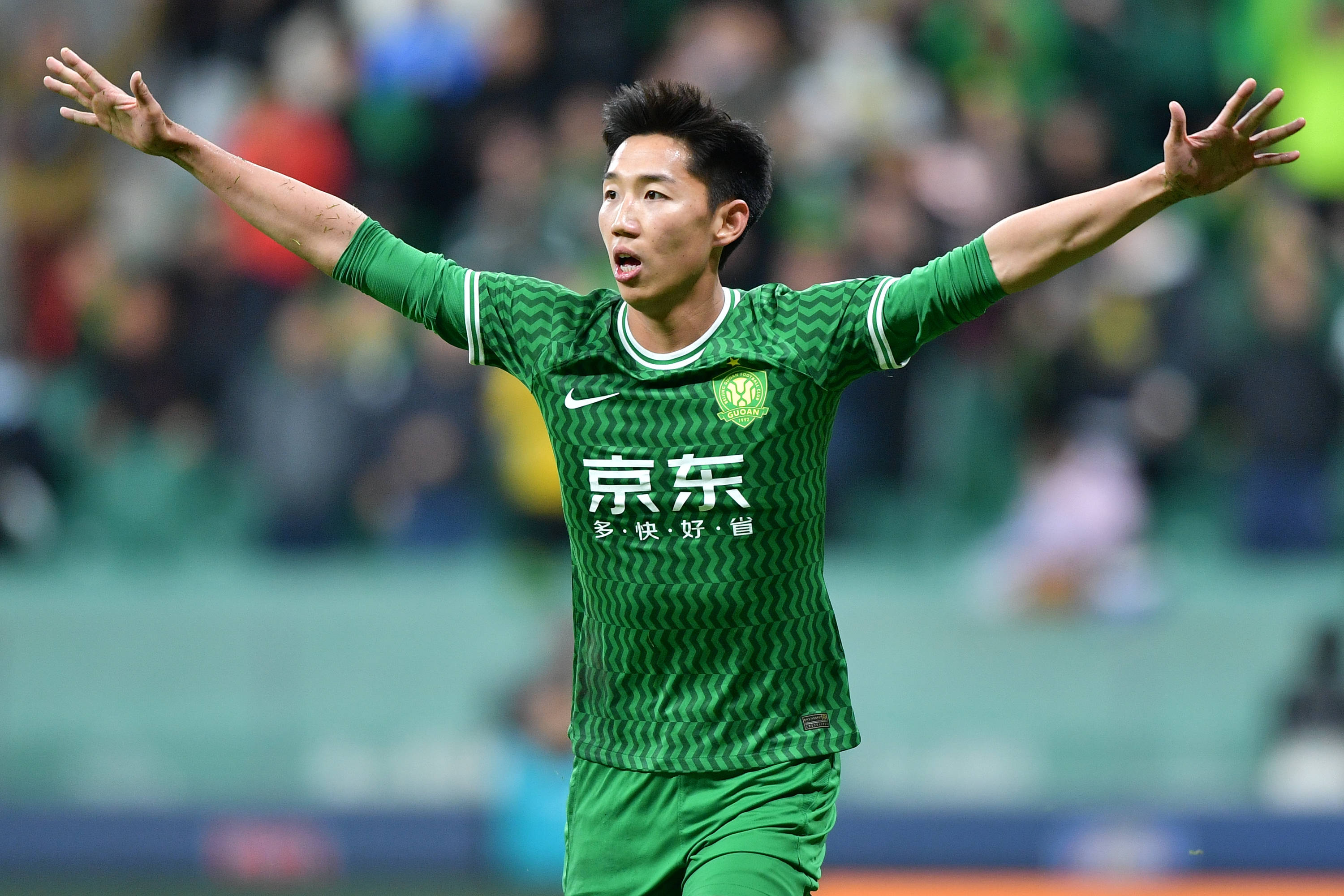 国安夺冠胜，北京欢呼雀跃(北京国安夺过联赛冠军)