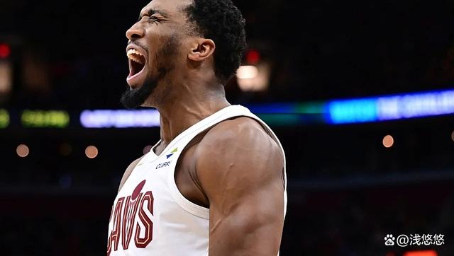 骑士队后卫球员比赛中失误尴尬(骑士队后卫球员比赛中失误尴尬的是谁) 骑士队后卫球员比赛中失误尴尬(骑士队后卫球员比赛中失误尴尬的是谁)