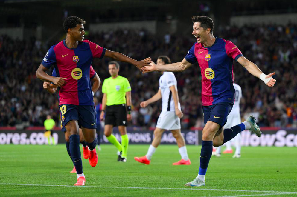 曼城轻取对手莱万连续进球 曼城轻取对手莱万连续进球