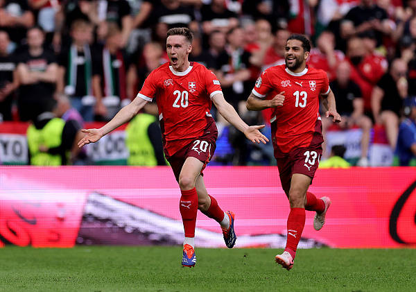 爱游戏体育官网-波兰大胜瑞士，获得强势晋级态势的简单介绍