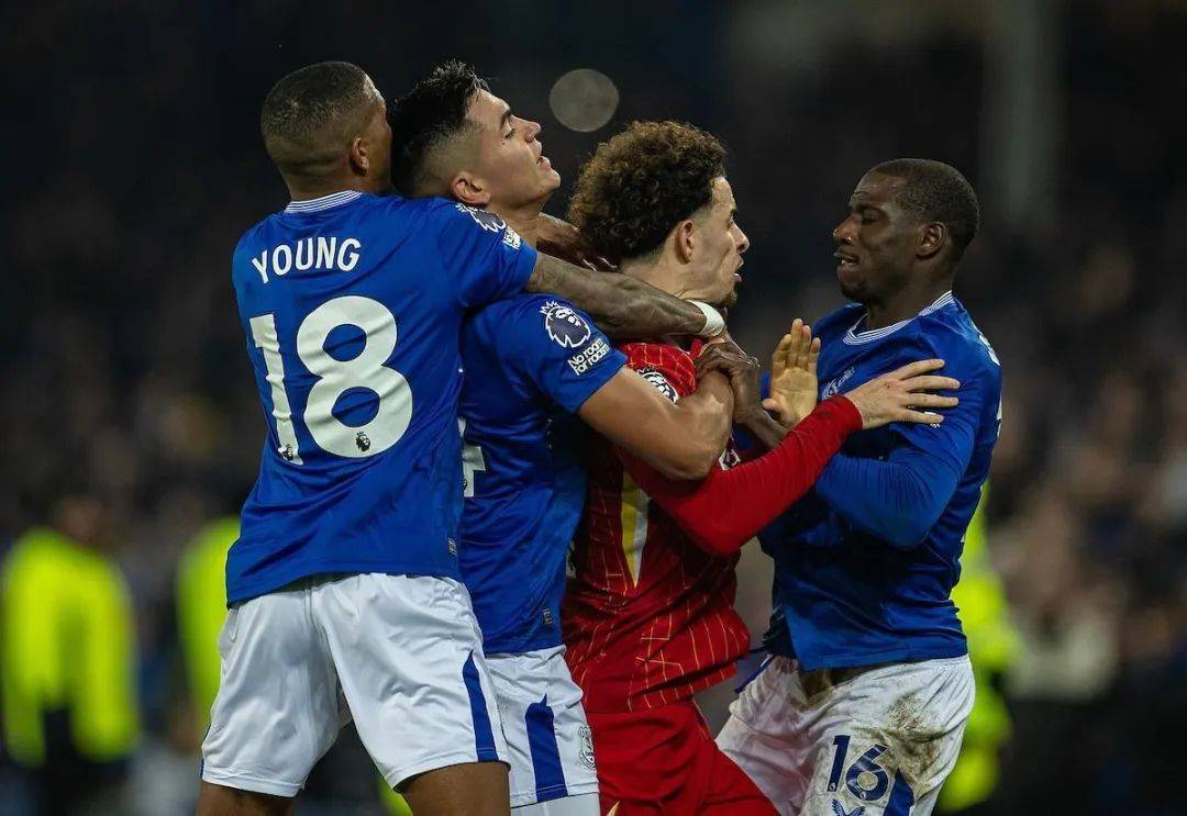 利物浦神奇逆转,逼平埃弗顿 利物浦神奇逆转,逼平埃弗顿