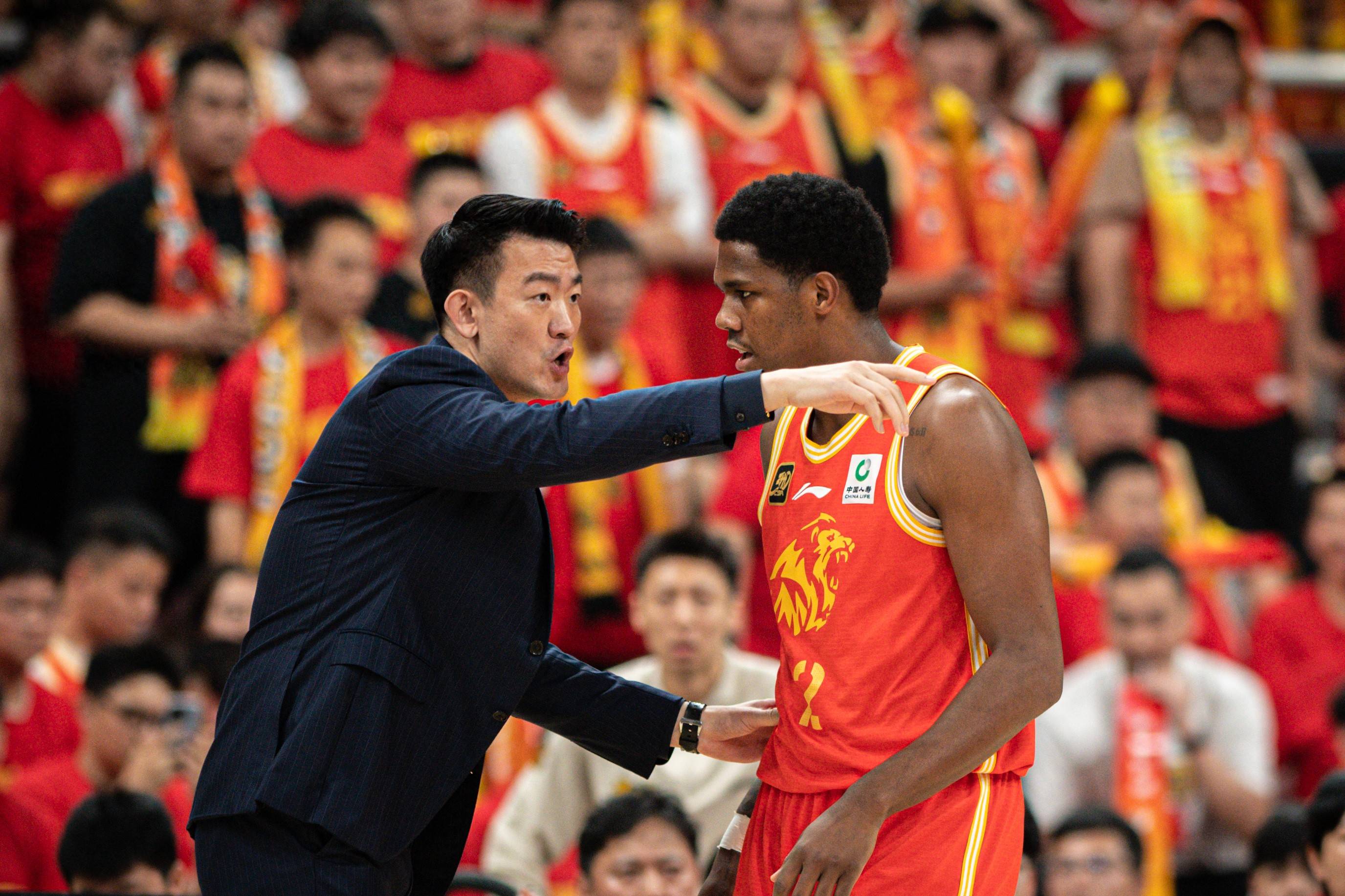 包含浙江男篮集结全力，备战辽宁男篮的词条