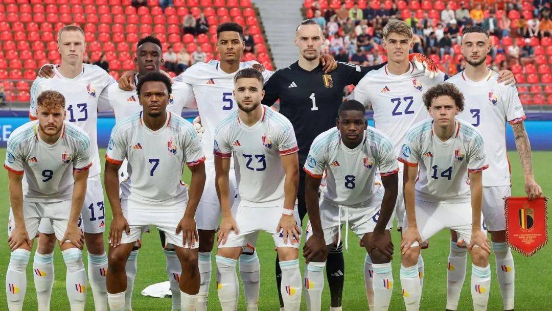 包含腾讯体育：阿尔巴尼亚队击败格鲁吉亚队.的词条