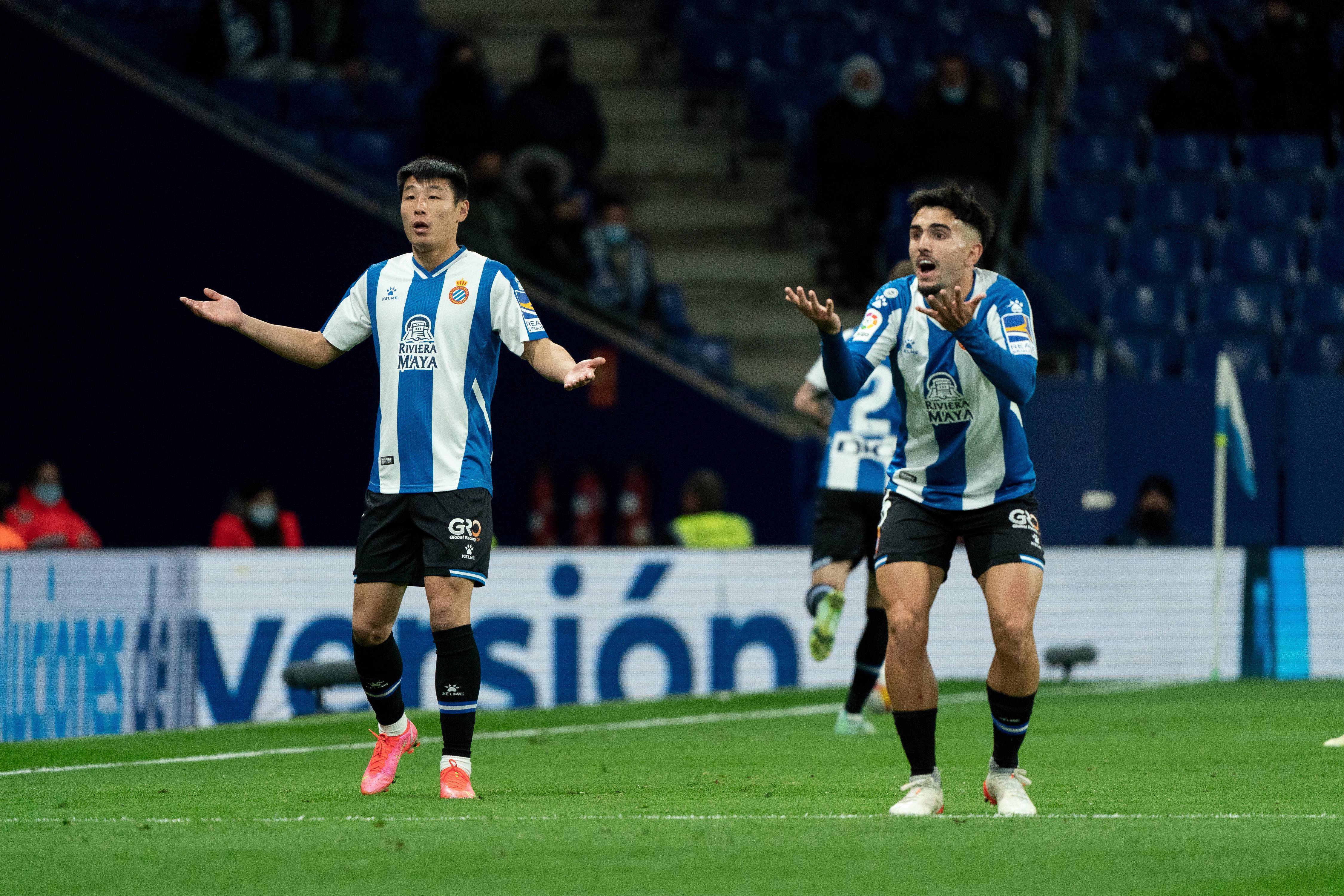 爱游戏体育下载-欧国联比赛上演精彩对决，球队实力有所提升