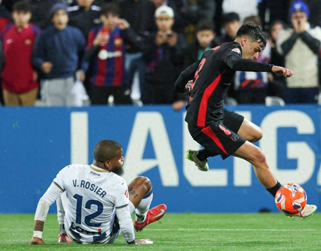 里尔客场逼平对手，保持不败纪录的简单介绍