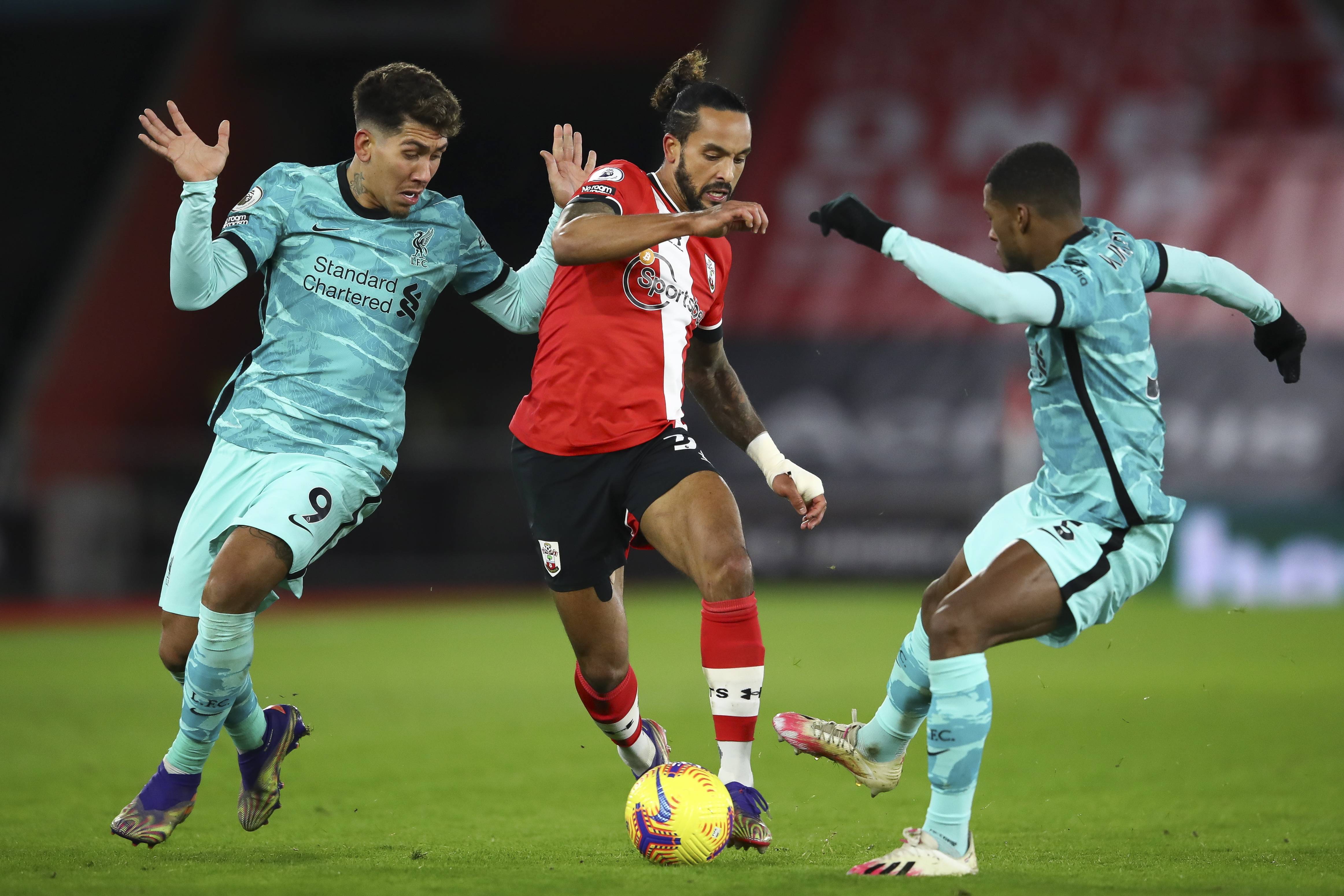 顶级联赛大赛,球队激烈对决 顶级联赛大赛,球队激烈对决