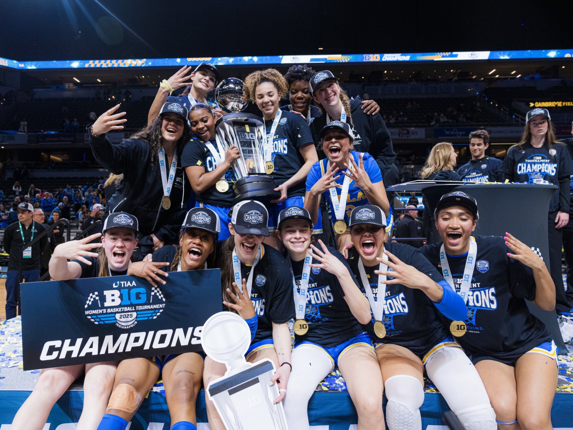 美国击败加拿大晋级篮球半决赛 美国击败加拿大晋级篮球半决赛