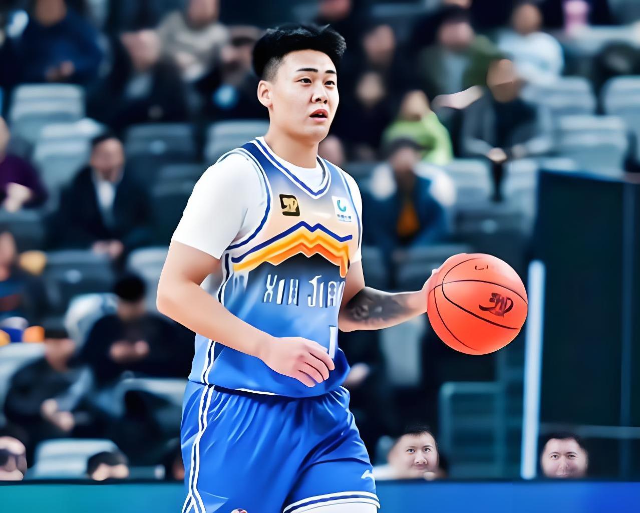 爱游戏中国官网-上海男篮迎战山东队，谁能笑到最后