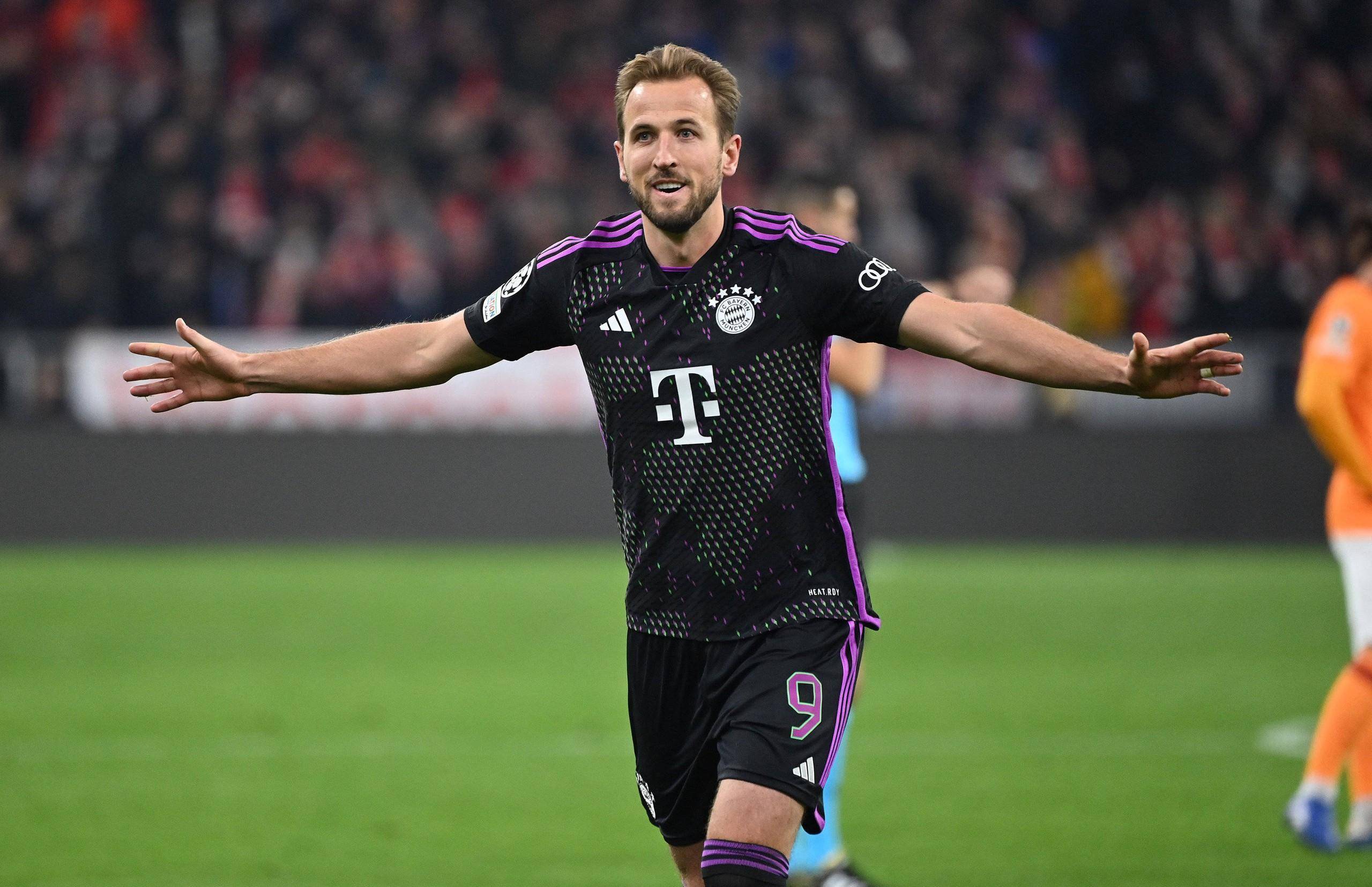 换帅不妨事!欧洲杯预选赛赛场换将频繁 换帅不妨事!欧洲杯预选赛赛场换将频繁