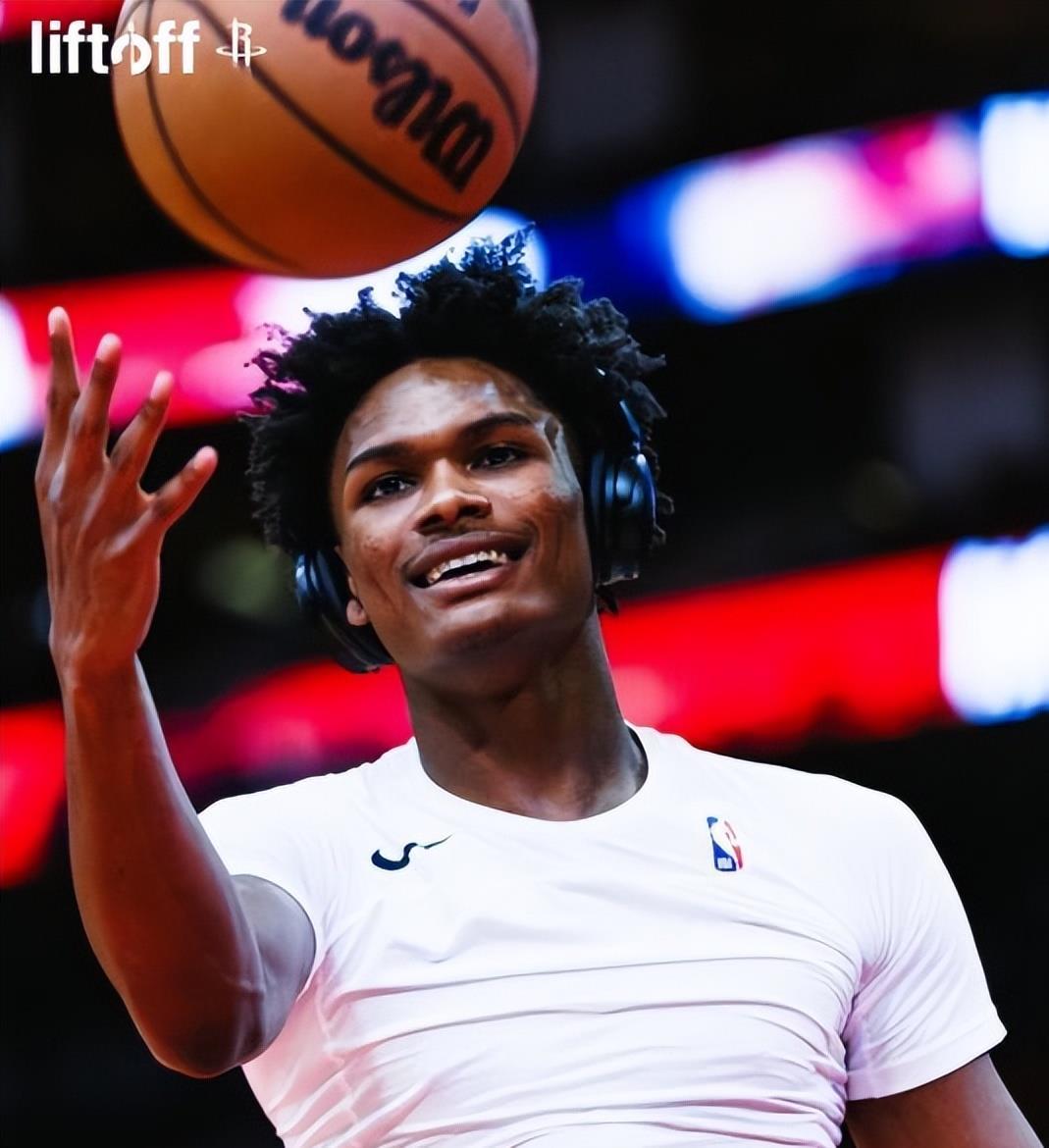 包含非洲天才新星崭露头角,引领球队逆袭的词条 包含非洲天才新星崭露头角,引领球队逆袭的词条