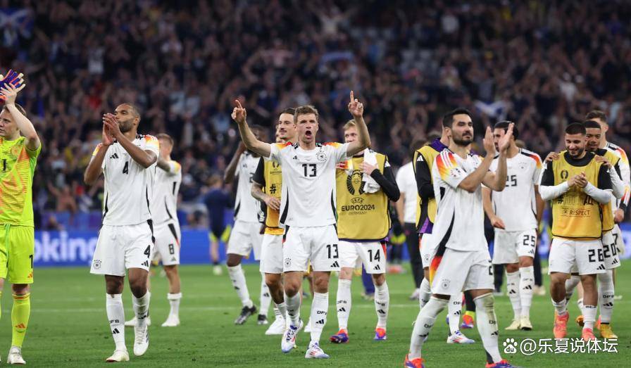 包含意大利成功晋级欧预赛16强,战绩亮眼的词条 包含意大利成功晋级欧预赛16强,战绩亮眼的词条