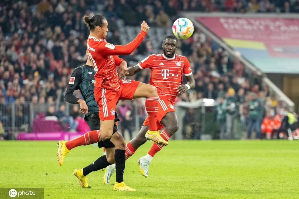 拜仁慕尼黑中场爆发，助球队连胜的简单介绍