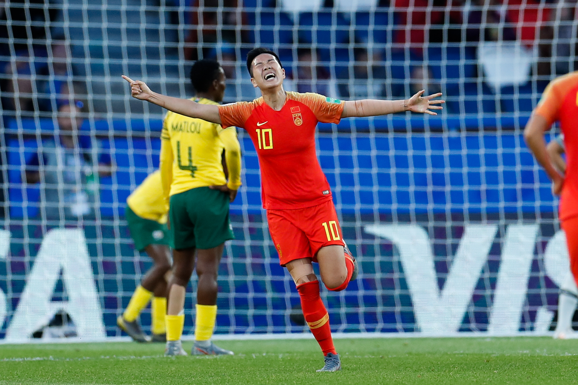 爱游戏体育链接-秘鲁女足队成功晋级世界杯比赛