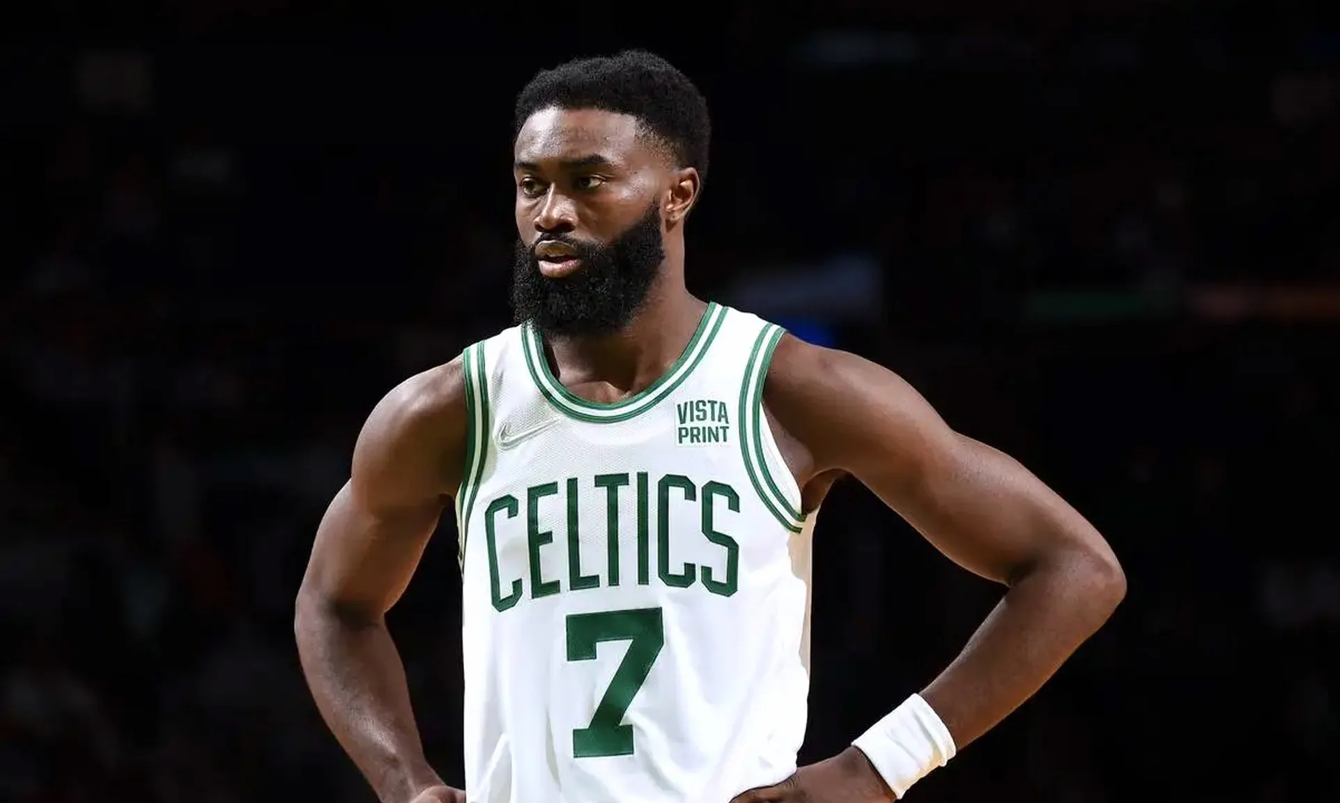 爱游戏体育直播-凯尔特人后卫布朗逐渐崛起，球队受益的简单介绍