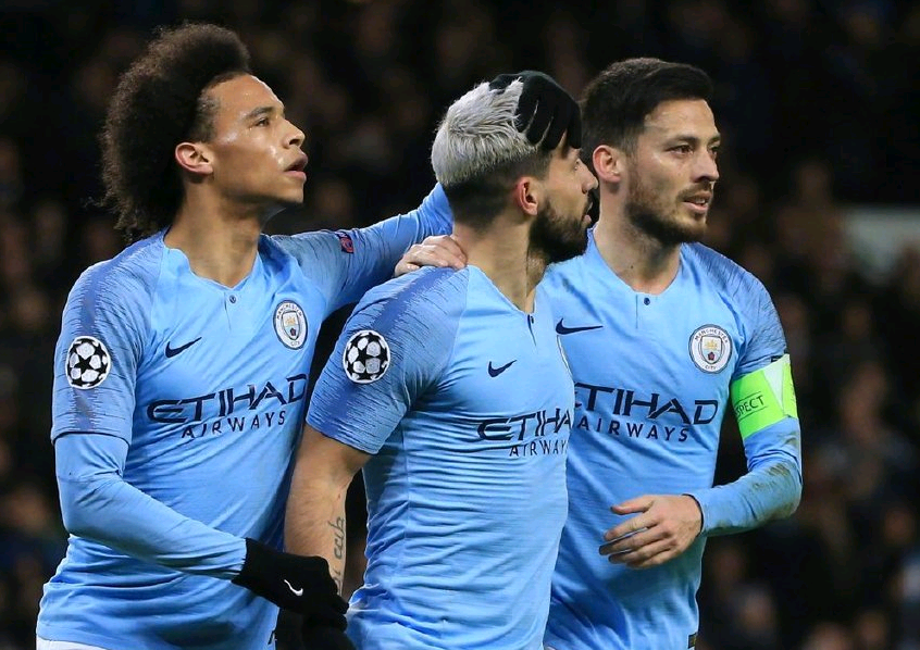 斯特林爆发两球，曼城轻松晋级欧洲冠军联赛四分之一决赛的简单介绍