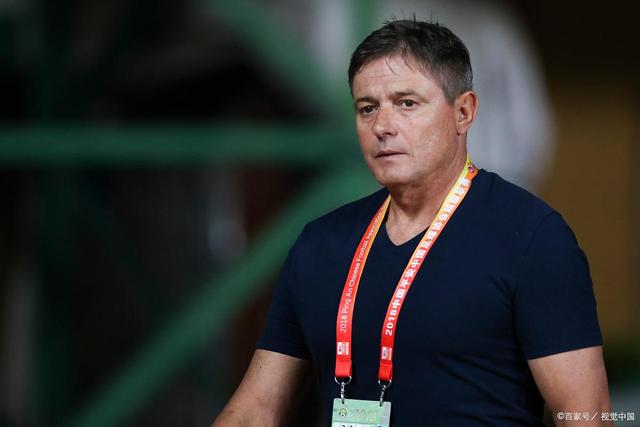 爱游戏体育直播-包含亚洲足球传奇教练计划参加名人奖颁奖典礼的词条