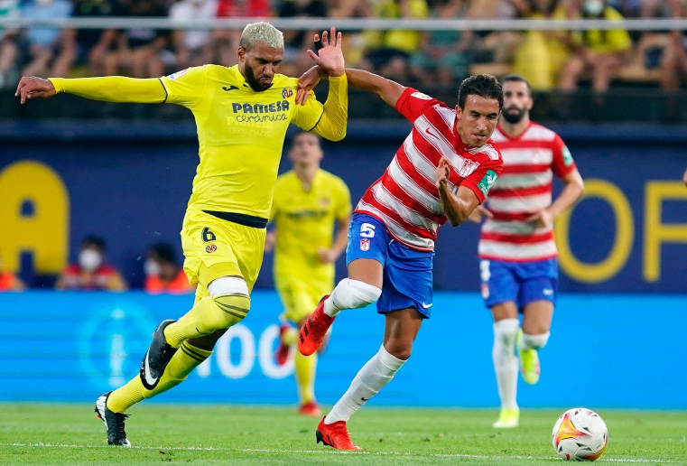 包含瓦伦西亚客场报围，绝杀维拉利尔完成逆转的词条